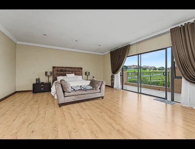 5 BEDROOM FREEHOLD FOR SALE IN BLUE VALLEY GOLF ESTATE